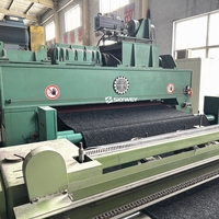 Moquette sportive en velours polyester 1600 g/m² fabriquée à la machine, épaisseur 9 mm, ignifuge, non tissée, antidérapante, résistante aux taches, revêtement de sol