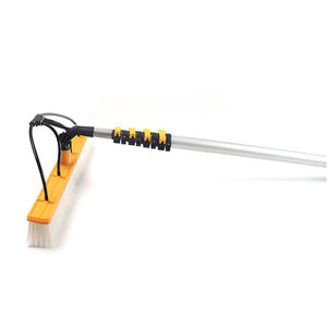 Brosse de nettoyage de toit <span class=keywords><strong>télescopique</strong></span> en métal à main, durable, alimentée par l'eau, pour toit de véranda avec <span class=keywords><strong>manche</strong></span> en aluminium - Product Image 3