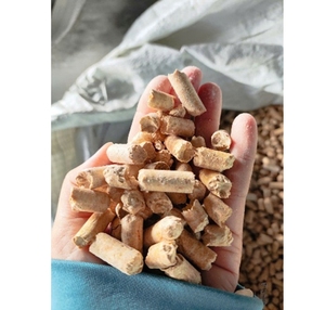 Pellets de Madera de Biomasa Natural para Sistemas de Calefacción y Calderas Industriales con Estándar de Calidad de Exportación - Product Image 1