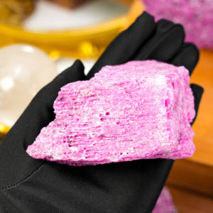 Nguyên liệu tự nhiên <span class=keywords><strong>Ruby</strong></span> đá tự nhiên màu đỏ <span class=keywords><strong>ruby</strong></span> rời đá tinh thể nguyên liệu <span class=keywords><strong>Ruby</strong></span> đá - Product Image 2