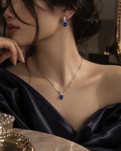 Ensemble de pendentif et boucles d'oreilles en argent sterling 925 de luxe avec saphir bleu, pierres précieuses taillées en carré, bijoux pour femmes - Product Image 2