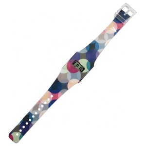 Bán hàng nóng màu sắc tùy chỉnh mô hình tốt cho xúc tiến cô gái chàng trai Quà Tặng DIY <span class=keywords><strong>LCD</strong></span> Túi Tyvek giấy đồng hồ kỹ thuật số - Product Image 1