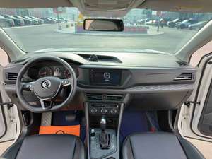 Voiture d'occasion Volkswagen Tharu 280TSI 2022, SUV compact 1.4T <span class=keywords><strong>essence</strong></span> 5 places automatique - Product Image 3