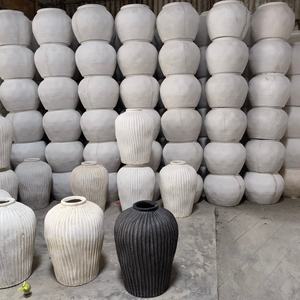 Ensemble de pots de plantes modernes, luxueux, écologiques, durables, légers, en terre cuite émaillée, sculptés à la main, personnalisables - Style américain 10L - Product Image 6