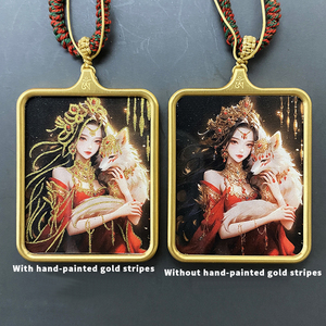 Collier en acier inoxydable plaqué or 18 carats avec pendentif renard féerique et chaîne tressée étanche – Vente en gros - Product Image 5