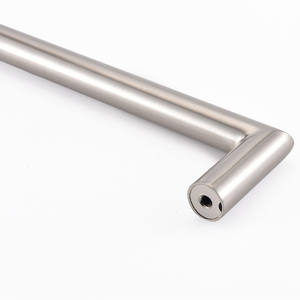 Tubulação redonda do banheiro ce, com corredores escurecidos, porta de latão, alça de puxar, conjunto de combinação de toalha e barra - Product Image 3