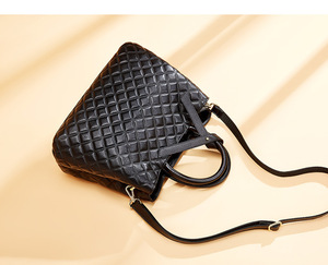 2025 nouveau Design Style femmes sacs à main tissage Styles sacs fourre-tout couleurs pures sacs à la mode pour les femmes - Product Image 5