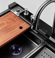 Évier de cuisine multifonctionnel en acier inoxydable noir nano double bac, fait main, style moderne, avec robinet cascade et égouttoir à vaisselle