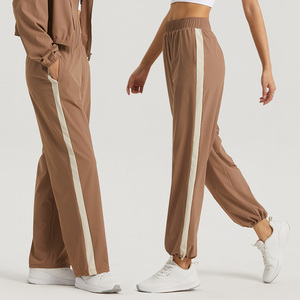 CK1513 Promover Pantalon de yoga à jambes larges pour femmes Pantalon de survêtement évasé confortable avec poches Pantalon extensible taille haute - Product Image 4