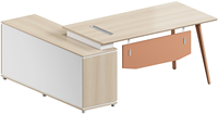 Bureau de travail compact et économique, facile à nettoyer, avec compartiment de rangement ouvert, idéal pour les petits bureaux et l'équipement quotidien du personnel.