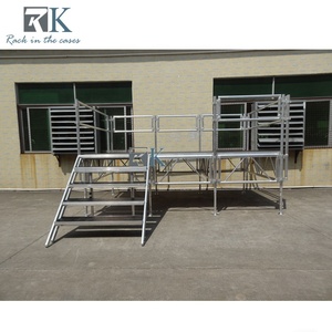 Plateforme de Scène Modulable Stable et Robuste à Hauteur Réglable pour Présentoirs - Product Image 5