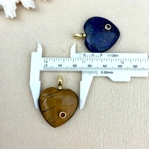 Ciondolo Minimalista a Cuore con Gemma Naturale e Zirconi Micro-Incastonati, Charm in Lapislazzuli e Rodonite per Uso Quotidiano - Product Image 4