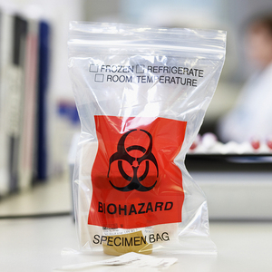 Sac de collecte d'échantillons Triple Medical Un3373 transparent, hermétique, absorbant, avec fermeture éclair et pochette, 95 kPa - Product Image 3