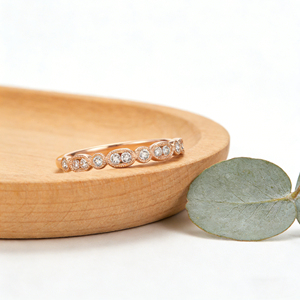 Anillo de compromiso y moda personalizado de plata y oro macizo de 10K/14K/18K, con diamantes cultivados en laboratorio CVD de calidad IGI VVS-VS, corte ovalado y corte brillante, clásico. - Product Image 3