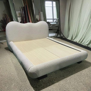Muebles para Dormitorio de Hotel, Cama King Size Tapizada con Paneles de Tela y Plataforma - Product Image 2