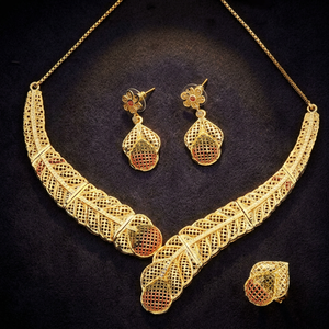 Collares Micro Forming chapados en oro, Ocasión especial, Joyería tradicional para mujer, Cobre y Latón chapado en oro laminado - Product Image 1