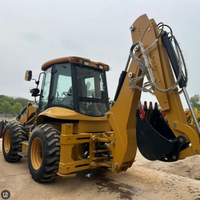 Chargeuse-pelleteuse tout-terrain multifonctionnelle 4x4 avec chargeur frontal et pelle arrière intégrés, livraison directe d'usine