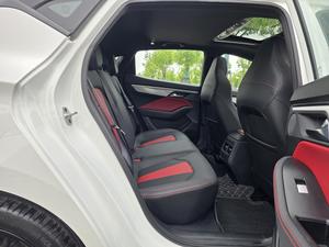 <span class=keywords><strong>Voiture</strong></span> d'<span class=keywords><strong>occasion</strong></span> 2021 Sol Yao 1.5T DCT Sportback Berline LHD <span class=keywords><strong>Automatique</strong></span> Luxe Robuste Familiale 150 CV 210 Nm Écran tactile 10,4 pouces - Product Image 6