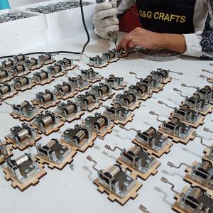 Caja <span class=keywords><strong>de</strong></span> <span class=keywords><strong>música</strong></span> personalizada, <span class=keywords><strong>de</strong></span> madera <span class=keywords><strong>de</strong></span> fábrica, <span class=keywords><strong>Primavera</strong></span> - Product Image 2