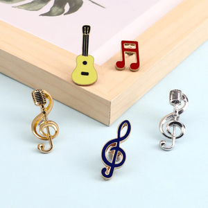 Mode guitare Microphone métal Badges Piano Notes épinglettes musicien broches Note de musique émail broche - Product Image 4