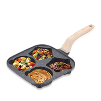 Poêle à petit-déjeuner RAF R.2554, 19 cm, en aluminium, quatre cavités, poignée aspect bois, pour œufs, crêpes, collations, usage en cuisine