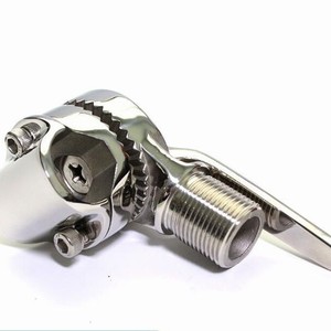 Abrazadera de Tubo de Acero Inoxidable Isure de 25 mm, Soporte de Antena, Herraje para Barcos, Autocaravanas y Embarcaciones Marinas - Product Image 1