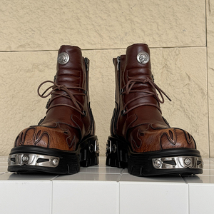 Botas de Plataforma para Hombre de Estilo Punk Vintage, Botas de Moda con Suela Gruesa, Disponibles en Stock, Admite Logotipo y Patrón Personalizados - Product Image 5