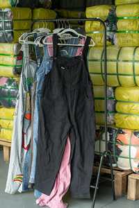 WS23 Second Hand Women's Jeans Mixed Colors Loose Fit Wide Summer Adult <strong>Apparel</strong> - Product Image 5