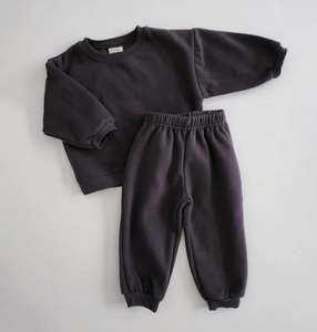 Базовый осенне-зимний комплект оверсайз унисекс для малышей: французский махровый спортивный костюм из 2 предметов, комплект для детей - Product Image 5