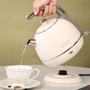 <span class=keywords><strong>Bouilloire</strong></span> en acier inoxydable 1000W, technologie d'ébullition rapide, design ergonomique, sans BPA, caractéristiques de sécurité et détails chromés élégants - Product Image 1