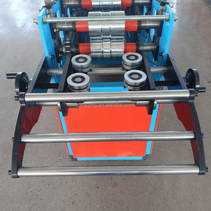 Edelstahl-Türrahmen ausrüstung Roll maschinen Verzinkte Metall-Rollladen-Rollform maschine Rollladen-Tür maschine - Product Image 3