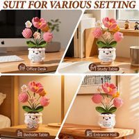 Tulipe au crochet faite à la main dans un coffret cadeau avec carte originale - Amigurumi personnalisé en pot - Décoration de bureau pour le soutien émotionnel
