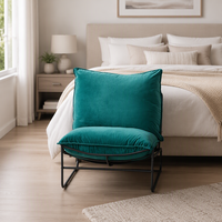Fauteuil de décoration intérieure tendance, revêtement en velours doux, structure en métal courbé, chaise de repos pour coin lecture