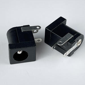 เต้ารับไฟฟ้า DC005, เต้ารับ DC ตัวเมียแบบกันไฟลุกแนวนอนทั้งหมดทำจากทองแดง, เต้ารับ DC สำหรับชาร์จขนาด 5.5x2.1/2.5 พิน จากโรงงาน - Product Image 3