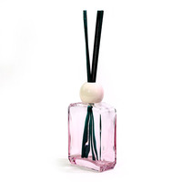 Bouteilles diffuseurs à roseaux irrégulières de 150 ml, design logo personnalisé, en verre rose de luxe réutilisable, sérigraphiées, avec bouchon à vis, vente en gros