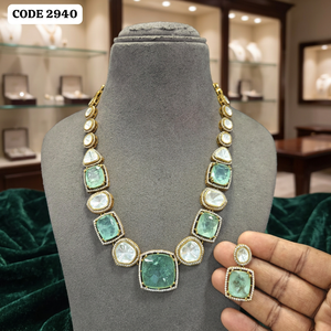 Elegante Conjunto de Collar con Corte Cojín en Verde Menta, Joyería Tradicional para Boda, Collar de Diseño Premium - Product Image 2