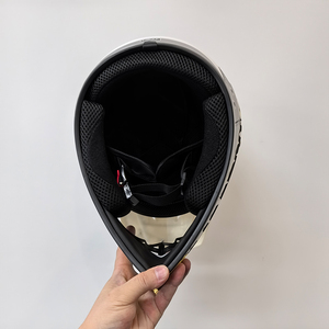 Casco fuoristrada da <span class=keywords><strong>corsa</strong></span> di Motocross 2025 progettato su misura nuova moda Dirt Bike Skate guida casco fabbrica OEM all'ingrosso - Product Image 6