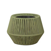 Table d'appoint ronde extérieure en rotin tressé et aluminium, légère, durable, moderne et imperméable, idéale pour les cours et les hôtels