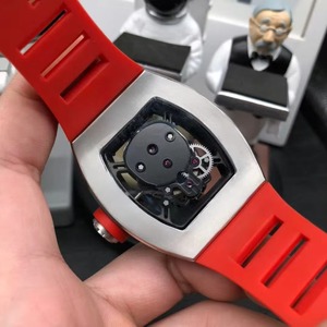 Reloj Mecánico Automático Tourbillon de Lujo, Resistente a Impactos, con Incrustaciones de Diamantes Plateados y Diseño de Calavera a la Moda - Product Image 4