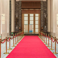 Systèmes de contrôle de ligne de foule de haute qualité barrière de poteaux de poteau rétractable de corde de velours rouge pour la banque d'hôtel