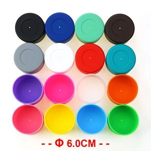 Bottes de tasse antidérapantes en silicone de 6 cm, couleur unie, écologiques et conçues comme un gobelet, accessoire de boisson très prisé - Product Image 2