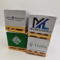 Cube de notes personnalisé en gros pour fabricants avec plateau en bois, blocs-notes adhésifs avec logo, cube carré pour cadeaux promotionnels