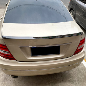 สปอยเลอร์หลัง Mercedes-Benz W204 สีดำ Piano Black ABS ทรง Ducktail สำหรับรถซีดานสี่ประตู ปี 2008-2014 อะไหล่ตกแต่ง - Product Image 1