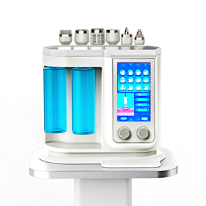 Nuevo Equipo de Belleza para Limpieza Facial 7 en 1, Reduce los Poros, Limpieza Profunda de la Piel, Dermoabrasión - Product Image 4