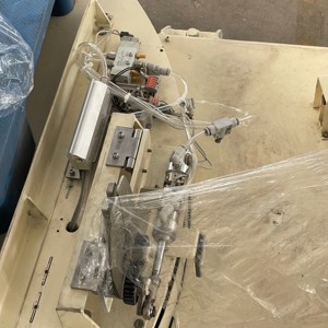 Machine d'emballage de palettes hors ligne avec film étirable pour une protection uniforme des marchandises palettisées lors du stockage et du transport - Product Image 6