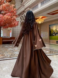 Kaftano Sharut da Eid di Dubai di Lusso, Elegante Abito da Festa con Maniche Svasate a Farfalla, Set Abaya da Donna Musulmana in Raso con Cintura di Diamanti - Product Image 3