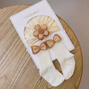 Sıcak satış yenidoğan bebek şapka ve çorap kombinasyonu ilkbahar ve sonbahar kız bebek çiçekli şapka ve çorap 2 adet Set - Product Image 5
