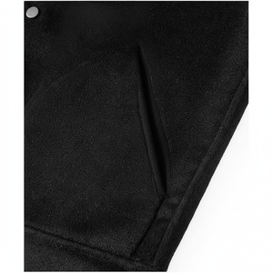 Chaqueta Deportiva Negra para Hombre, Elegante, Cálida y Cómoda para Usar en Invierno - Product Image 1