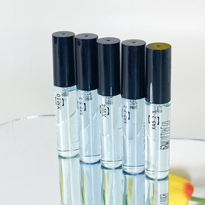 น้ำหอมพกพาขนาดเล็กสำหรับผู้หญิง กลิ่นผลไม้ ดอกไม้ และกลิ่นกูร์มองด์  สารสกัดจากธรรมชาติ ขายส่ง - Product Image 5