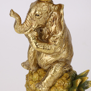 Candelabro de Elefante Dorado Vintage Redeco, Figura de Resina, Decoración para el Hogar con Frutas Tropicales, Regalo, Logotipo Personalizado al por Mayor - Product Image 3